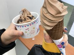 -全家便利店(襄阳南路店)