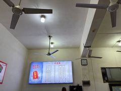 -高师傅特色米粉汤包(建设路店)