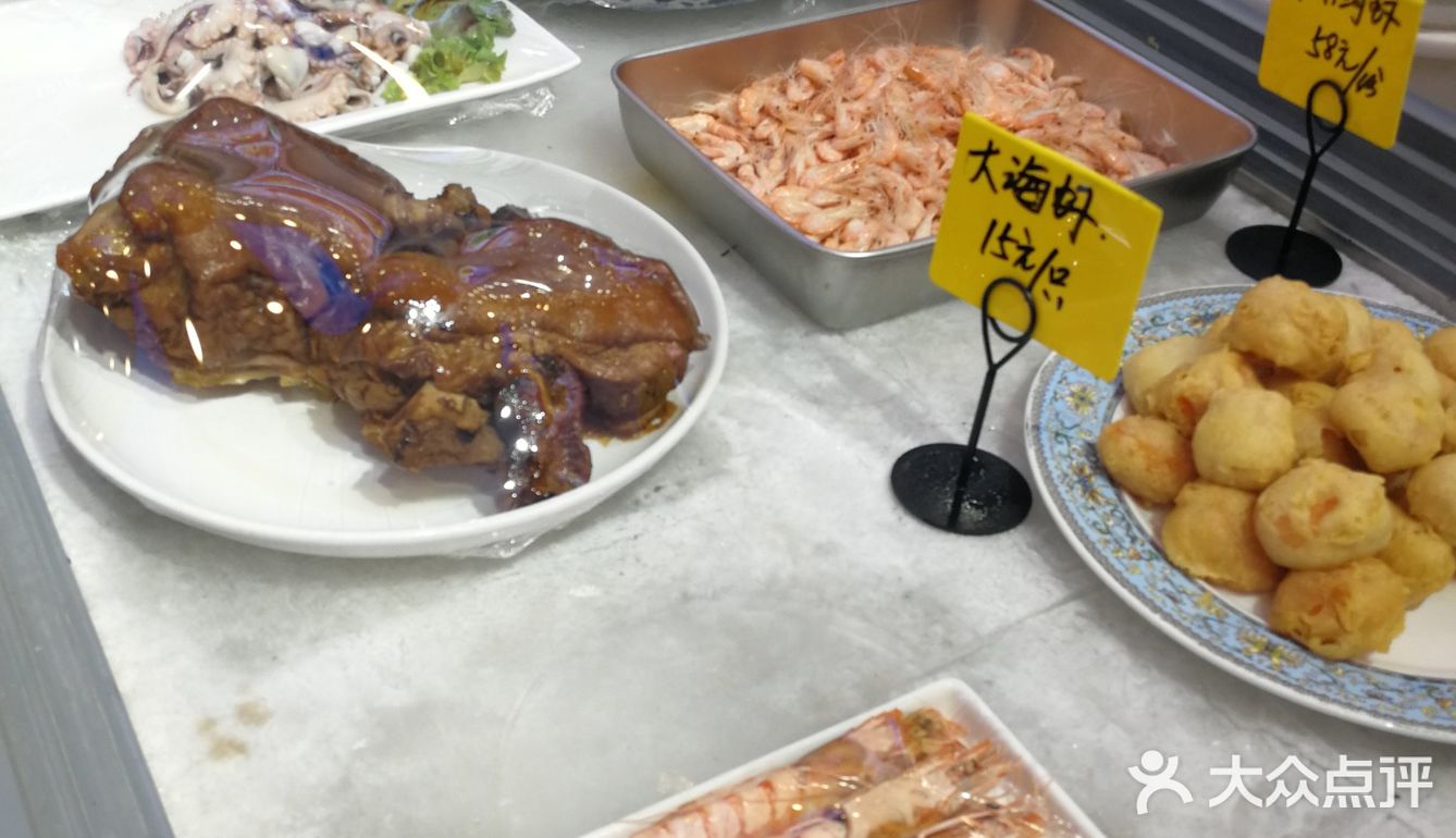 各色菜肴齐上阵