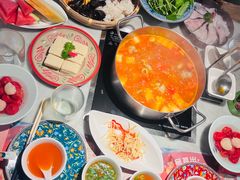 -尚尚仙·酸汤猪手·猪肚鸡火锅(华联万柳购物中心店)