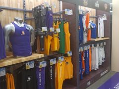 -迪卡侬(西华店)