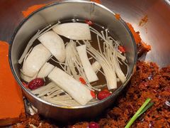 -晓宇重庆火锅(赛格国际购物中心店)