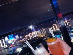 -VENU+海景酒廊