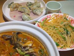 -偶屋里钵少爷(时代广场店)