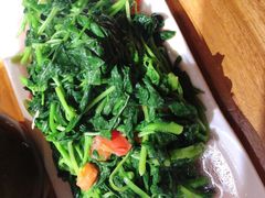 番茄炒野菜-老滇山寨•云南特色菜•地方菜•民族风情歌舞表演(金碧店)