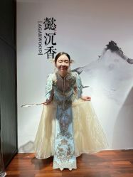 -懿沉香中式嫁衣礼服秀禾服龙凤褂马来褂旗袍总店