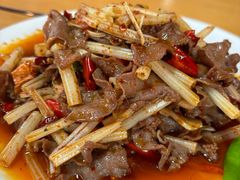 -大众跷脚牛肉馆·非遗传承单位(峨眉山店)