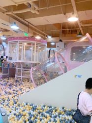-多多淘儿童体验中心(重庆来福士店)