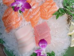 -青瓦餐厅·生鱼片·韩园烤肉(西塔店)