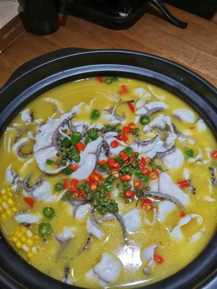 江上渔夫酸菜鱼(茶山店)-"双十二在某碑上抢了一张三斤72的券 加上.