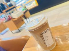 -星巴克(广州东方文德店)