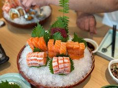 -花和海鲜自助(梅江店)