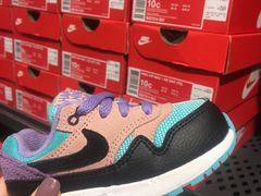 -NIKE上海青浦优选体验店