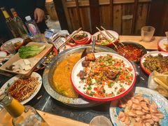 -谭公鱼头·鲜鱼火锅·小龙虾·江湖菜(秀沿路店)