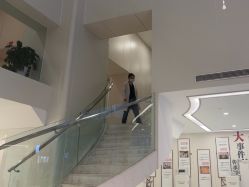 -上海时光整形外科医院