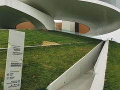 -郑东新区龙湖公共艺术中心