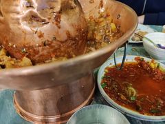 土司铜锅油焖鸡-浩海火烧云傣家菜(京广店)