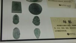 -北京七彩云南翡翠珠宝旗舰店(月坛店)