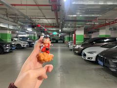 -绿地缤纷城-停车场