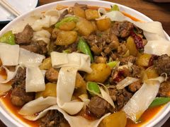 新疆大盘鸡-巴依老爷新疆餐厅