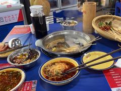 -马路边边串串香(一匡街店)