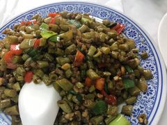 酸豆角炒肉末-新新湘菜馆(新中街二条店)