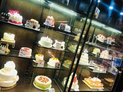 面包甜点陈列柜-红跑车(朝晖店)