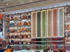 -VENCHI 闻绮(上海佛罗伦萨小镇店)