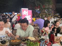 -刘姐啤酒鱼民族演艺餐厅(西街总店)