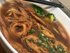 老卤肥肠面-囿面传统制面馆(中央路店)