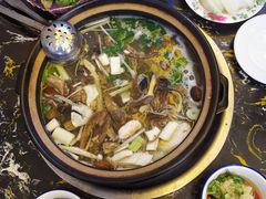 -尚品牛味汤锅火锅(康定总店)
