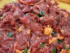 -黄利砖万峰林布依特色酸笋牛肉馆