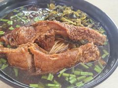 -小龙大肉面馆