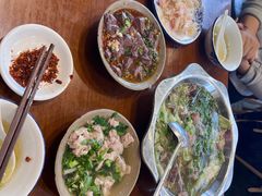 -谢老五跷脚牛肉·非遗传承店