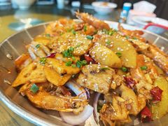 -钟掌勺忘不了地道湘菜(新天地假日广场店)