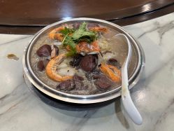 -鑫淼餐饮娱乐中心(江东街店)