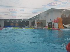 -龙格亲子游泳·水育早教运动中心(龙湾天街店)