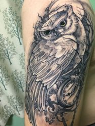 -Black Tattoo Studio