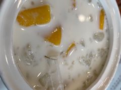 -捷信牛奶甜品世家(学府店)