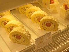 草莓戚风卷-卡玛王子·面包·蛋糕(南山宝能环球汇店)
