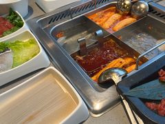 -海底捞火锅鲜切牛肉主题店(长寿路店)