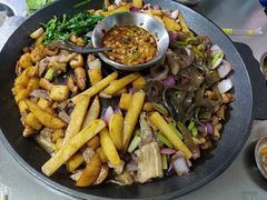 -鸿通城购物中心