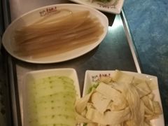 -鲁西肥牛(九方购物中心店)