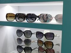-中国丹阳眼镜城