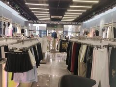 -BOY LONDON(上海佛罗伦萨小镇店)