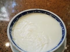 双皮奶-仁信老铺甜品(北京路店)