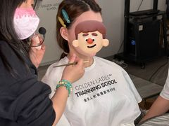 -金夫人化妆摄影职业培训学校