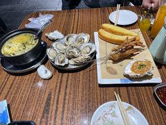 -蚝堡海鲜·威海菜·海肠捞饭·烧烤·亚洲吃蚝公司(幸福门店)