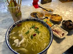 -轻捞慢起面馆(新世界百货店)