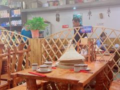 -滇香肴·云南菜蒸汽石锅鱼(云南北路店)